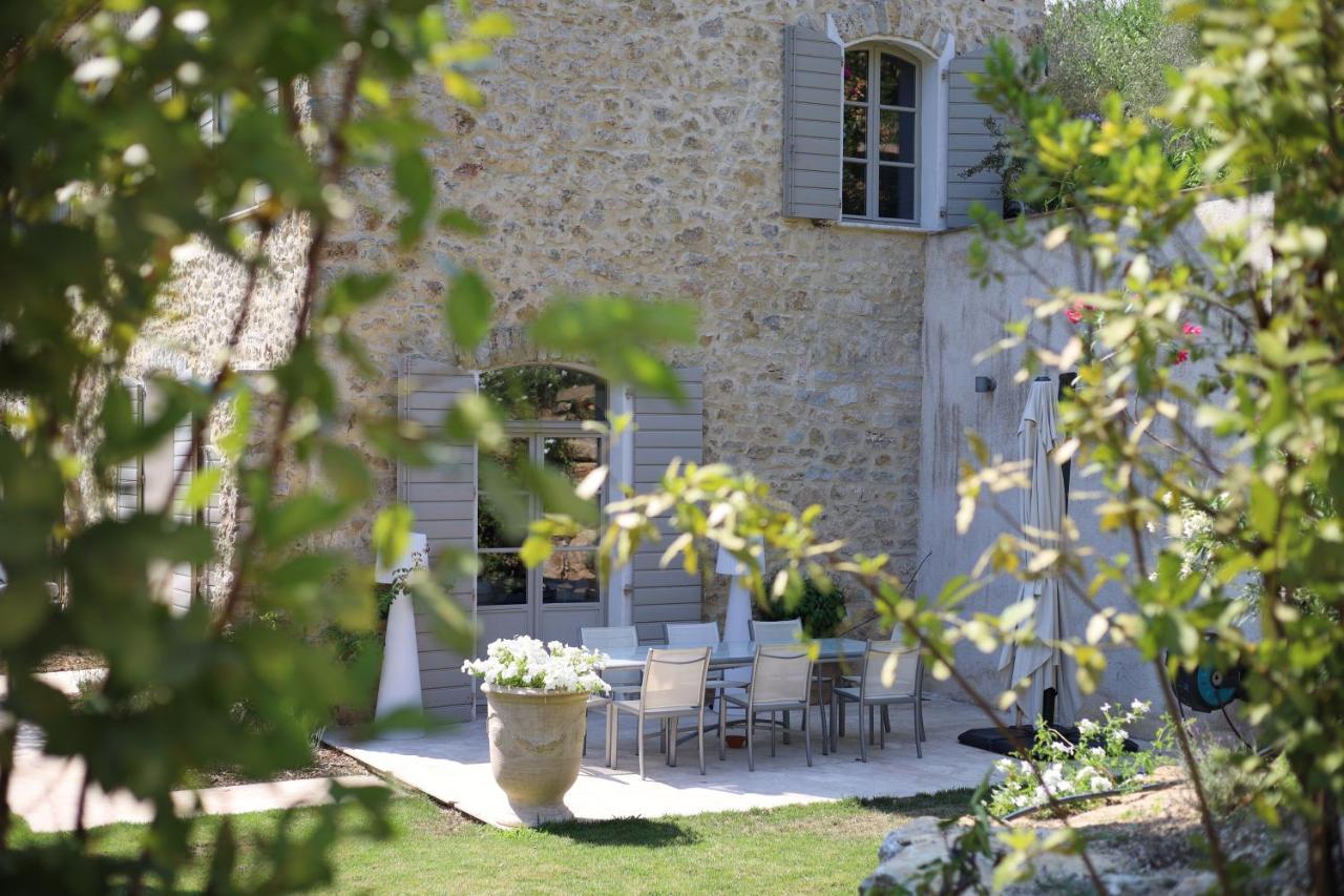 L'Elegante Bastide En Pierre Avec Vue Sur Le Vieux Village De Mougins Dış mekan fotoğraf